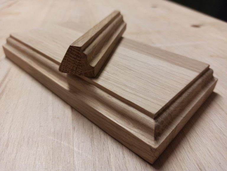 Modellbau Sockel gefraestes Profil